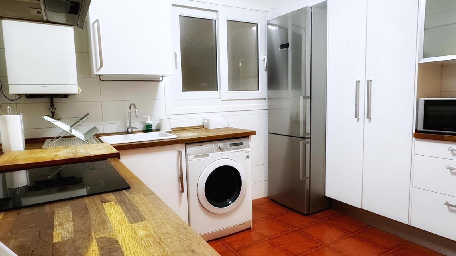 Vivienda Turistica Ciudad Jardin Con Tranquilidad Y Wifi Apartment Bilbao Exterior photo